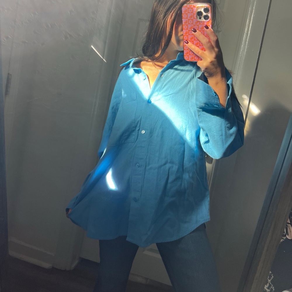 Abercrombie & Fitch Vibrant Blue Button-Down Shirt - Picture 2 of 10